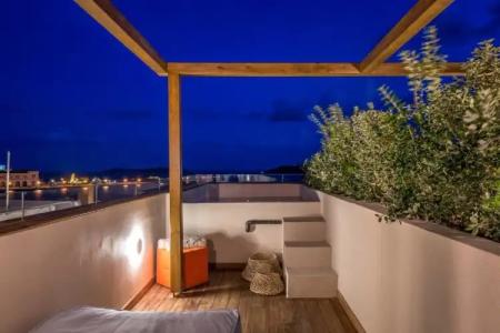 Shapes Luxury Suites - 8