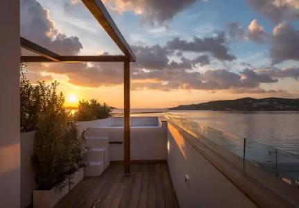 Shapes Luxury Suites - 53