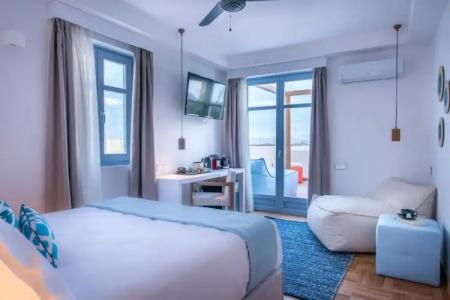 Shapes Luxury Suites - 34