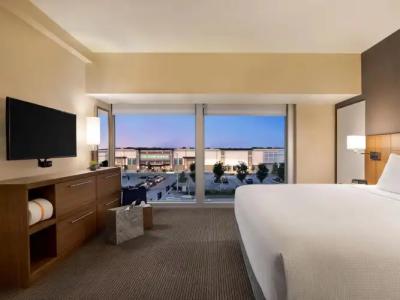 Hyatt Place Virginia Beach Town Center - 67