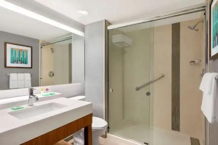 Hyatt Place Virginia Beach Town Center - 59