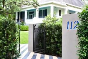 Hotel Saint Cecilia, Austin