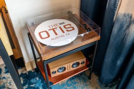 The Otis Austin, Autograph Collection - 112