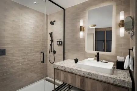 The Otis Austin, Autograph Collection - 100