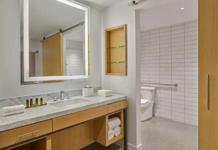 Canopy By Hilton Austin Downtown - 8