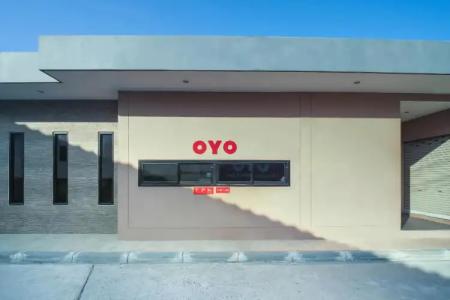 OYO 477 Sriracha And Spa - 4