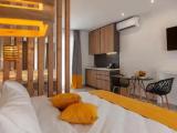 Suite with Hot Tub