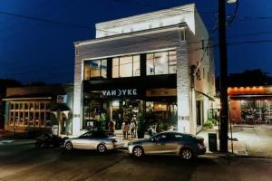 Vandyke Bed & Beverage Hotel, Nashville