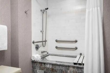 Conrad Fort Lauderdale Beach - 10