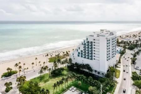Maren Fort Lauderdale Beach, Curio Collection By Hilton - 35