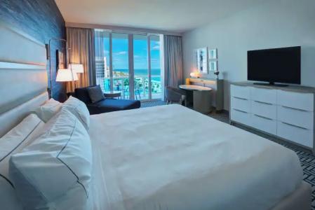 Maren Fort Lauderdale Beach, Curio Collection By Hilton - 54