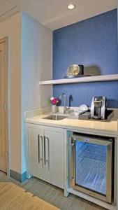 Maren Fort Lauderdale Beach, Curio Collection By Hilton - 50