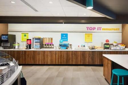 Tru By Hilton Charleston Airport, Sc - 10