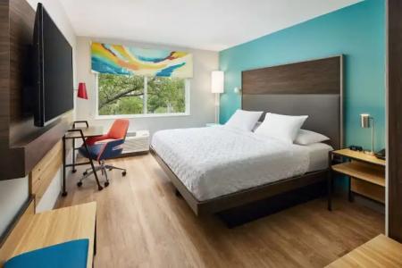 Tru By Hilton Charleston Airport, Sc - 4