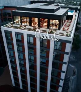 Graduate by Hilton Tucson - 10