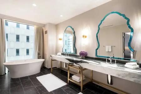 Grand Bohemian Charlotte, Autograph Collection - 149