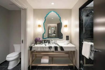 Grand Bohemian Charlotte, Autograph Collection - 104