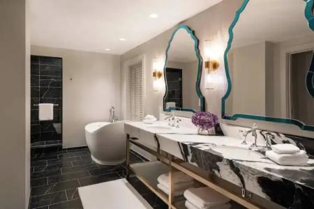 Grand Bohemian Charlotte, Autograph Collection - 135