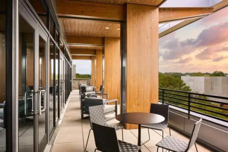 AC by Marriott Charlotte SouthPark - 7