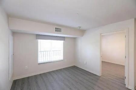 Waterwalk Charlotte Arrowood - 94