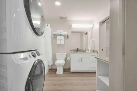 Waterwalk Charlotte Arrowood - 40