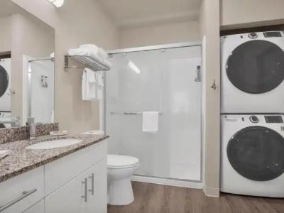 Waterwalk Charlotte Arrowood - 98