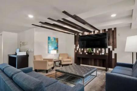 Waterwalk Charlotte Arrowood - 20