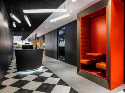 ibis Duesseldorf Airport - 13