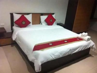 AJ Residence - 100