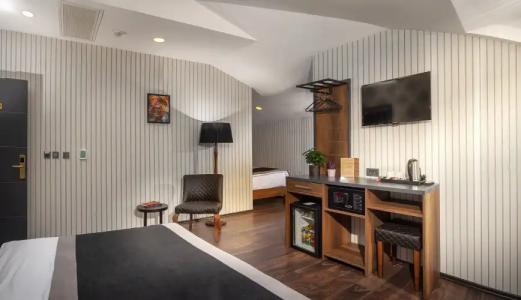 Bossuite Business - 2