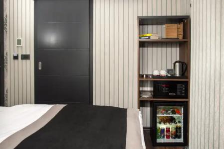 Bossuite Business - 8