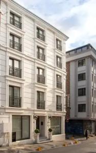 Bossuite Business - 24