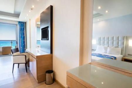 Konstantinos Palace - 43