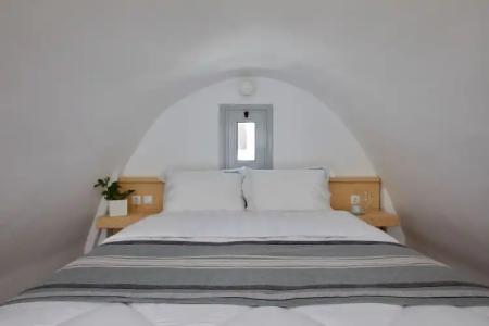 Santorini View - 202