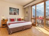 Standard Triple room with mountain view