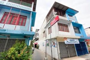 OYO 525 MRT Phetkasem 48-1 Place Mini-hotel