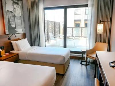 Super 8 by Wyndham Dubai Deira - 54