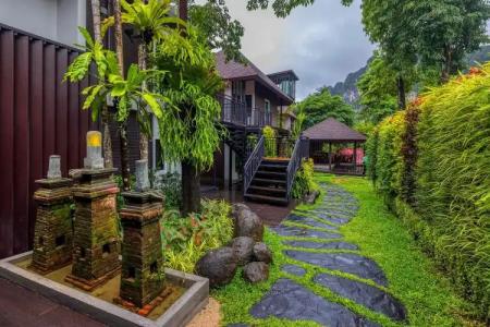 The Cliff Elegance Resort - 9