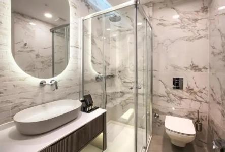 Unique Life Style - 105