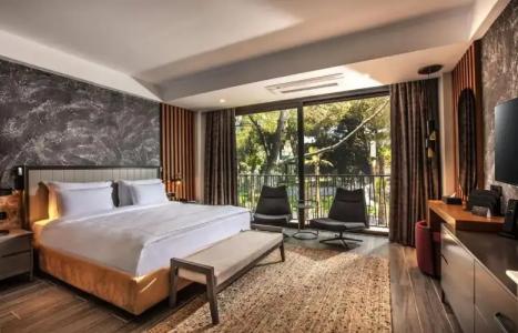 Unique Life Style - 110