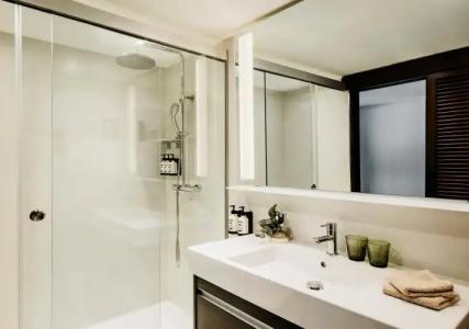 Gravity Abu Dhabi - 8