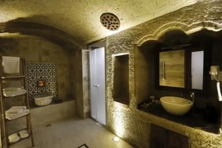 Ada Cave Suites - 143