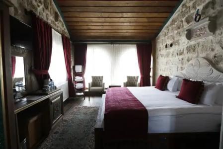 Ada Cave Suites - 120