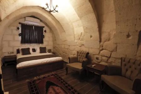 Ada Cave Suites - 113