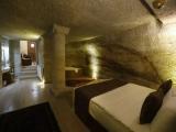With Spa Bath Cave Double Suite