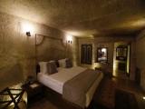Deluxe Cave Double Suite