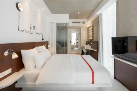 Ruby Ella Cologne - 10