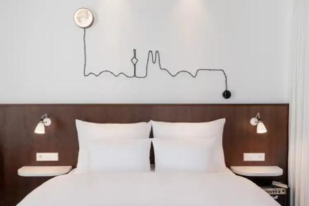 Ruby Ella Cologne - 12