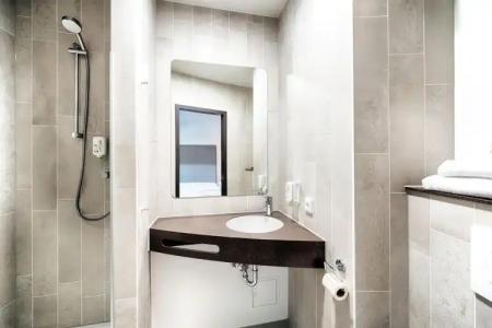 B&B Stuttgart-Neckarhafen - 7