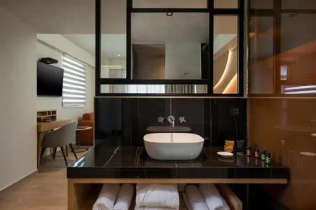 Hyperion City & Spa - 103